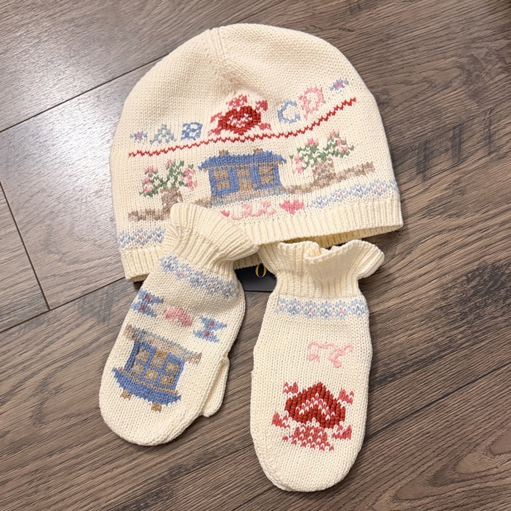 Ralph Lauren Knit Hat and Mittens Set